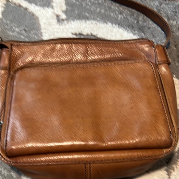 Fossil Brown Leather Shoulder Bag with Hobo Shape and Decorative Hardware vintag - Picture 8 of 9